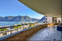 Luxury apartment in Lugano for sale with a 180° view of Lake Lugano