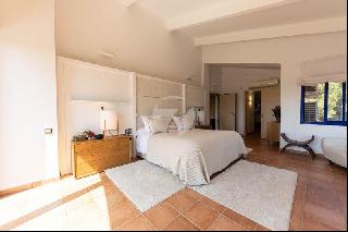 Barcelona - Teià - Spectacular property with all kinds of services.
