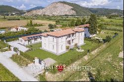 ECO-FRIENDLY VILLA FOR SALE IN PISA, TUSCANY, NOT FAR FROM THE SEA