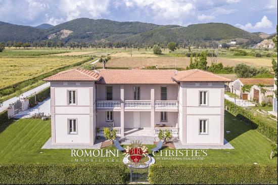 ECO-FRIENDLY VILLA FOR SALE IN PISA, TUSCANY, NOT FAR FROM THE SEA