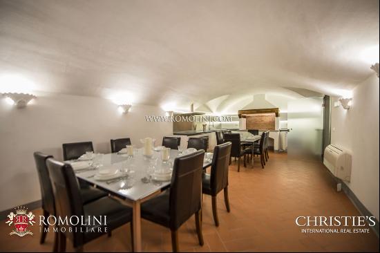 OLD CONVENT WITH 12 APARTMENTS FOR SALE IN FLORENCE, TUSCANY