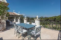 Palais Vénitien: Expansive Luxury Estate in Cannes with Panoramic Views
