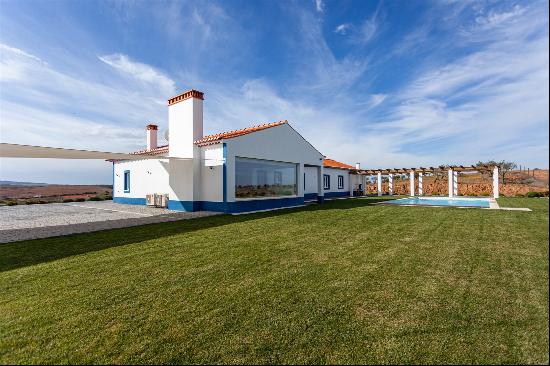 Farm, 5 bedrooms, for Sale