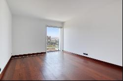 Flat, 4 bedrooms, for Sale