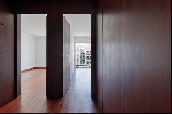 Flat, 4 bedrooms, for Sale