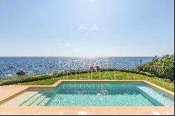 Close to Cannes - Waterfront villa