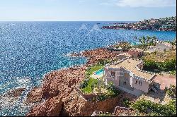 Close to Cannes - Waterfront villa