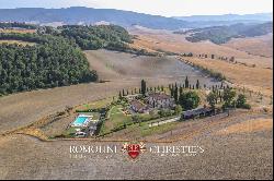 BUONCONVENTO LUXURY VILLA FOR SALE VAL D'ORCIA TUSCANY