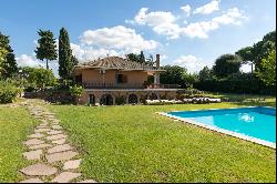 Private Villa for sale in Roma (Italy)