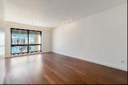 Flat, 4 bedrooms, for Sale