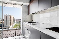 Flat, 4 bedrooms, for Sale