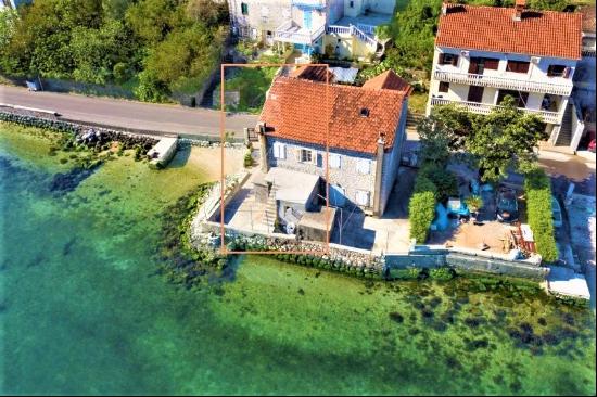 Semi Detached House By The Sea, Prcanj, Kotor Bay, Montenegro, R1810