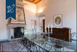 Ancient prestigious estate with a garden, pool and water spring for sale on the outskirts 