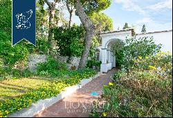 Luxury villa for sale 15 minutes away from Capri's famous Piazzetta