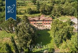 Lovely luxury villa for sale in Lucca