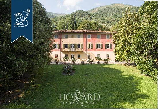 Lovely luxury villa for sale in Lucca