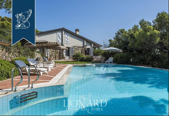 Luxury villa for sale in Livorno