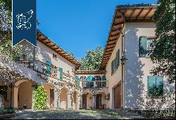 Luxurious estatet from the late 20th century for sale near Prato