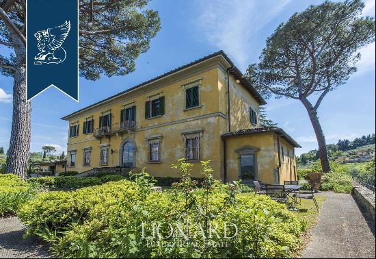 Luxurious villa for sale in Florence