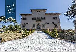 Luxury estate for sale in Florence's countryside