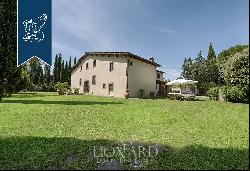 Luxury villa for sale in the heart of Tuscany