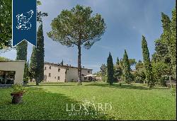 Luxury villa for sale in the heart of Tuscany