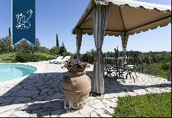 Luxurious country villa with swimming pool for sale in the province of Grosseto