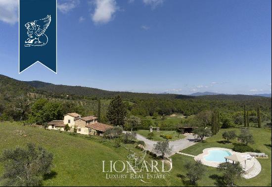 Luxurious country villa with swimming pool for sale in the province of Grosseto