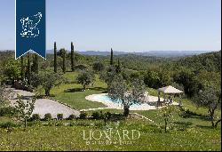 Luxurious country villa with swimming pool for sale in the province of Grosseto