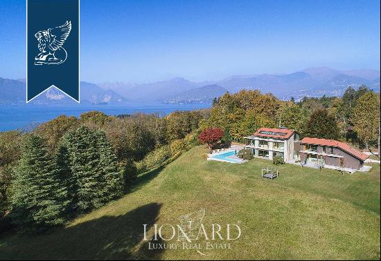 Luxurious villa for sale by Lake Maggiore