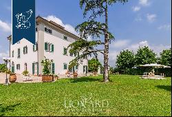 Stunning noble villa for sale near Pistoia