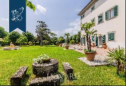 Stunning noble villa for sale near Pistoia