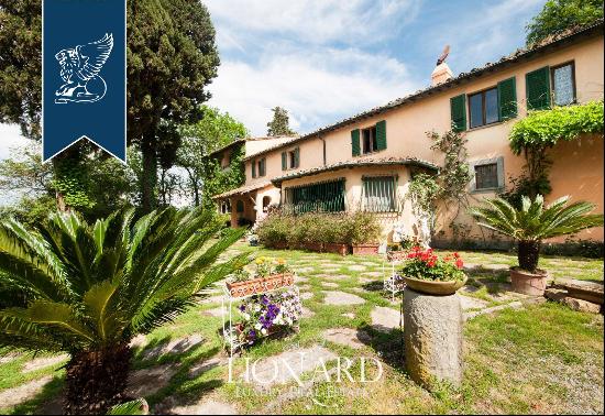 Villas for sale in Lucca