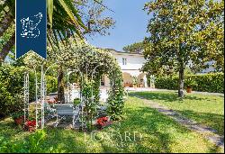 Dream villa for sale in Forte dei Marmi