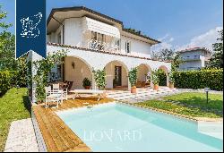 Dream villa for sale in Forte dei Marmi