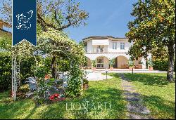 Dream villa for sale in Forte dei Marmi