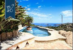 Villa with swimming pool for sale in Costa Smeralda