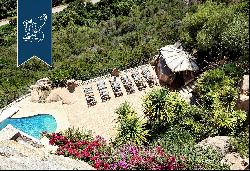 Villa with swimming pool for sale in Costa Smeralda