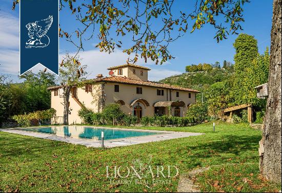 Stunning villa surrounded by nature for sale in Florence's countryside