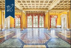 Majestic 17th-century Neoclassical villa for sale in Rimini, on the Romagna Riviera