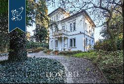 Luxury villa close to Milan for sale