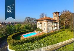 Villa with a big park for sale near Milan