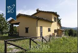 Stunning farmstead with swimming pool for sale in the province of Perugia