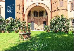 Spectacular fortress for sale in Piedmont