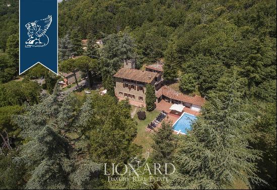 Luxurious country home for sale in the Mugello area