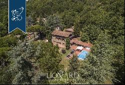 Luxurious country home for sale in the Mugello area