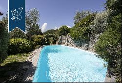 Luxury villa with swimming pool near Sarzana's coast