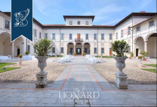 Historical XVII century estate for sale in Lodi