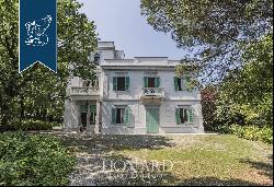 Villa for sale by the sea in the Marche