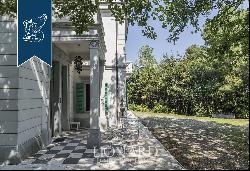 Villa for sale by the sea in the Marche